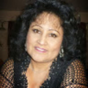 Meet your Posher, Selia e